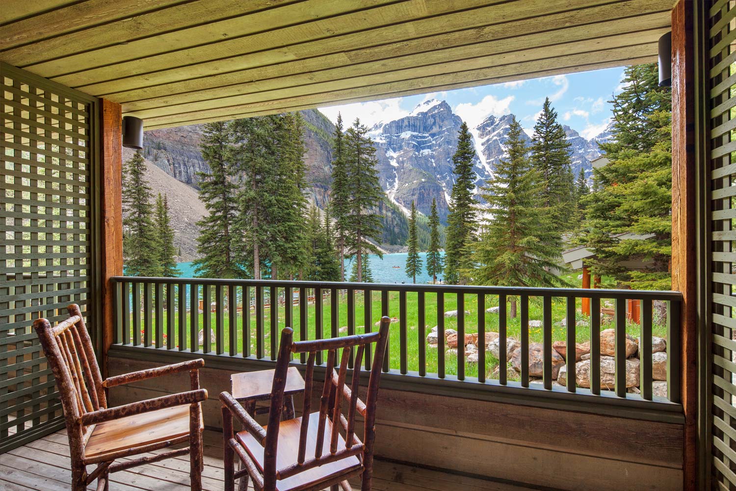 View Our Photo Gallery | Moraine Lake Lodge in Banff